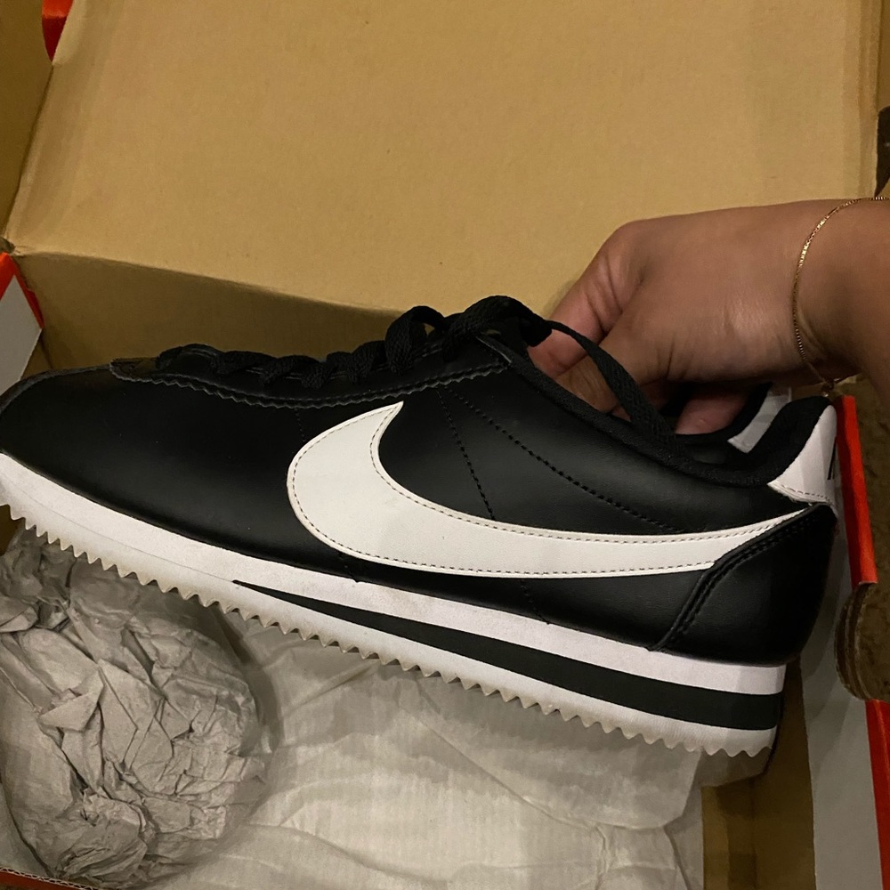 Nike Cortezs